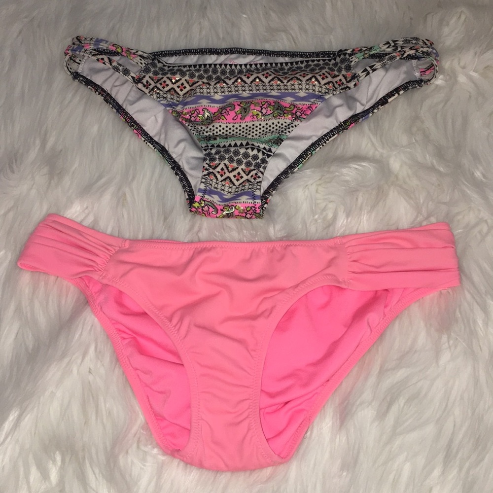 🛍5/$20 Victoria’s Secret /2 Bikini Bottoms